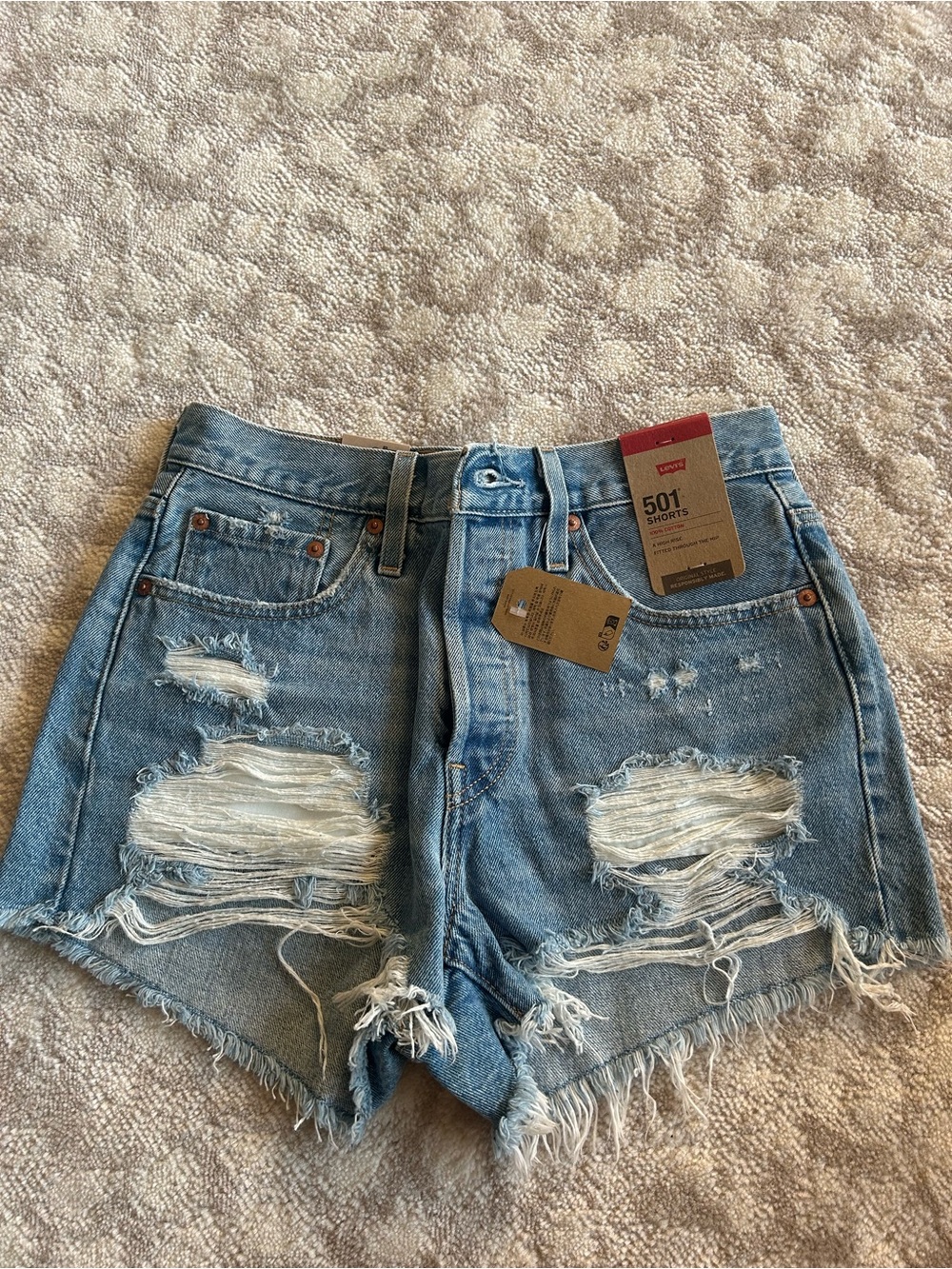 NWT LEVI JEAN SHORTS